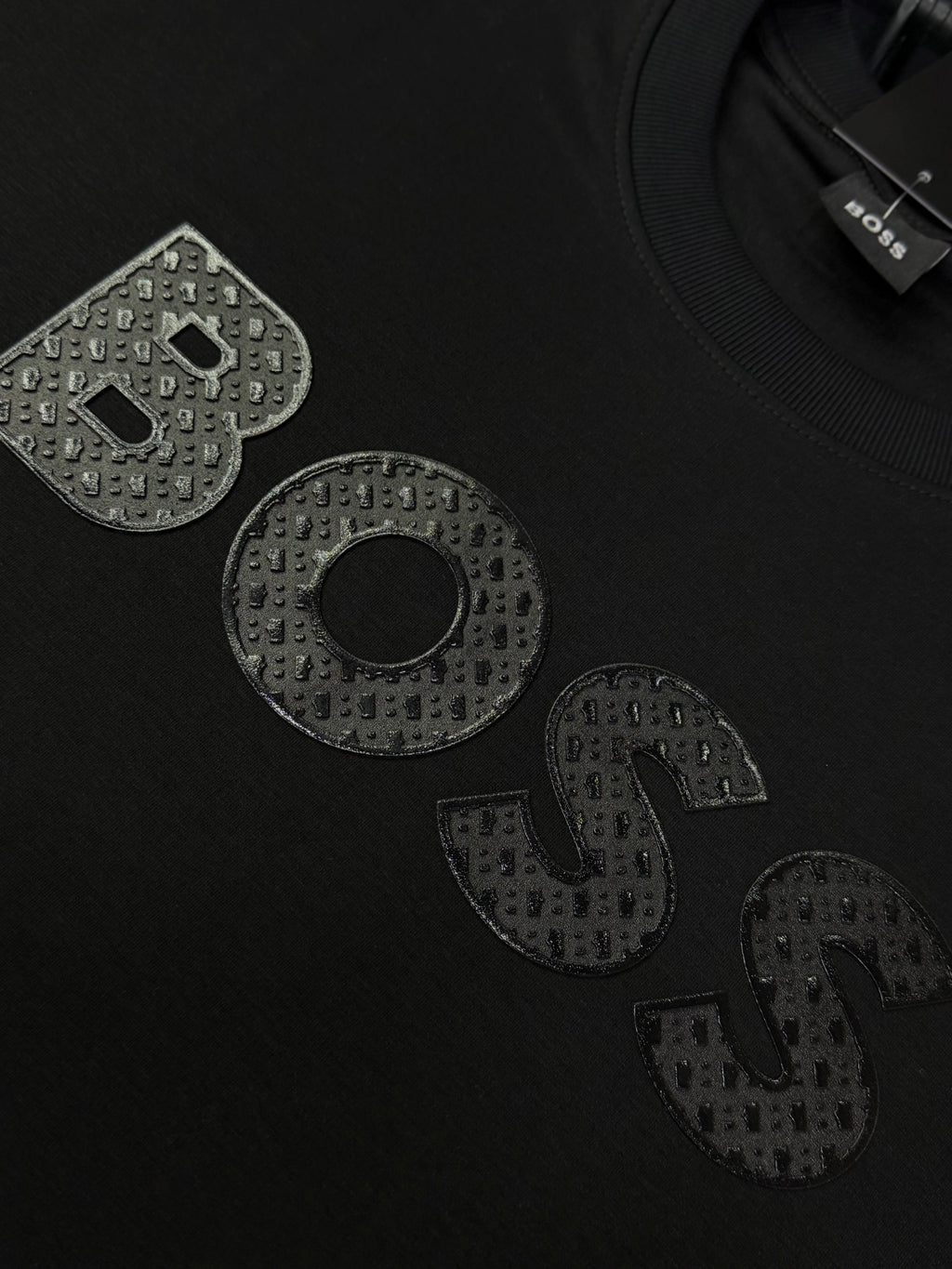 CAMISETA BOSS ALTO GRAMAJE