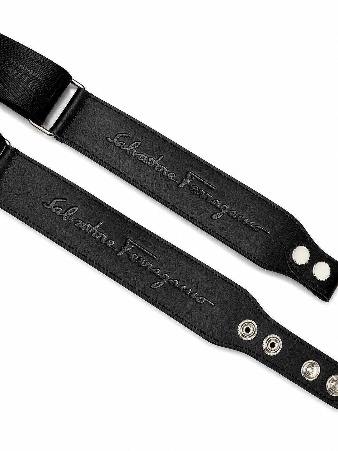 CARRIEL SALVATORE FERRAGAMO BORDADO