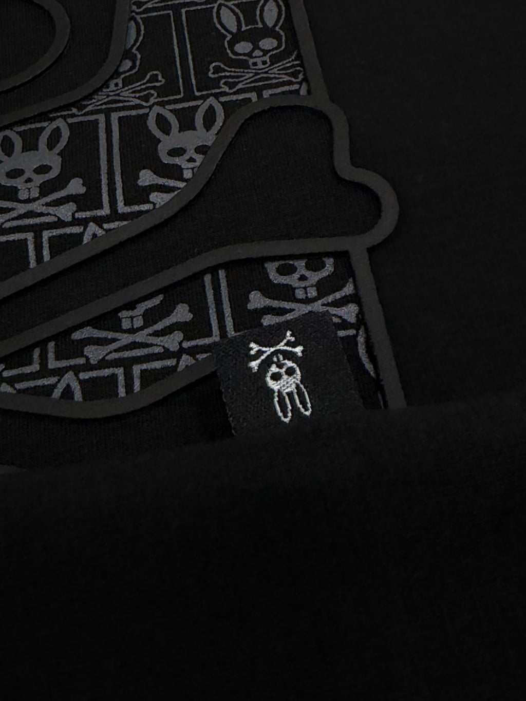 CAMISETA ALTO GRAMAJE BUNNY BLACK