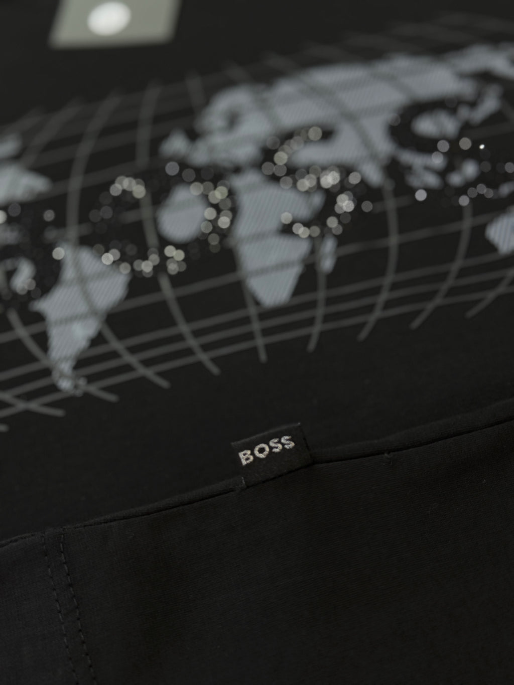 CAMISETA BOSS  MUNDO PEDRERÍA