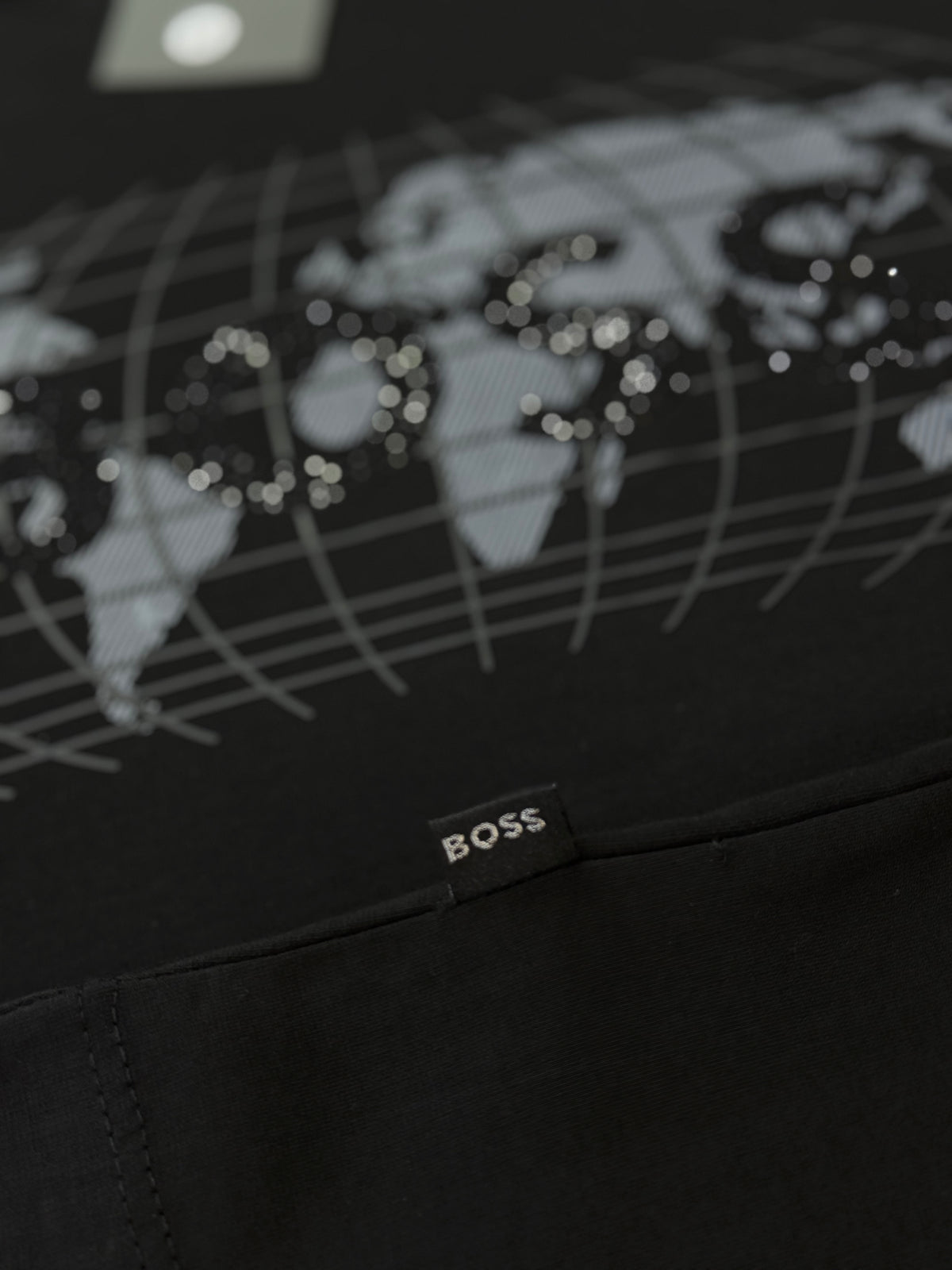 CAMISETA BOSS  MUNDO PEDRERÍA