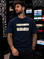 CAMISETA ALTO GRAMAJE BOSS AZUL PERIÓDICO
