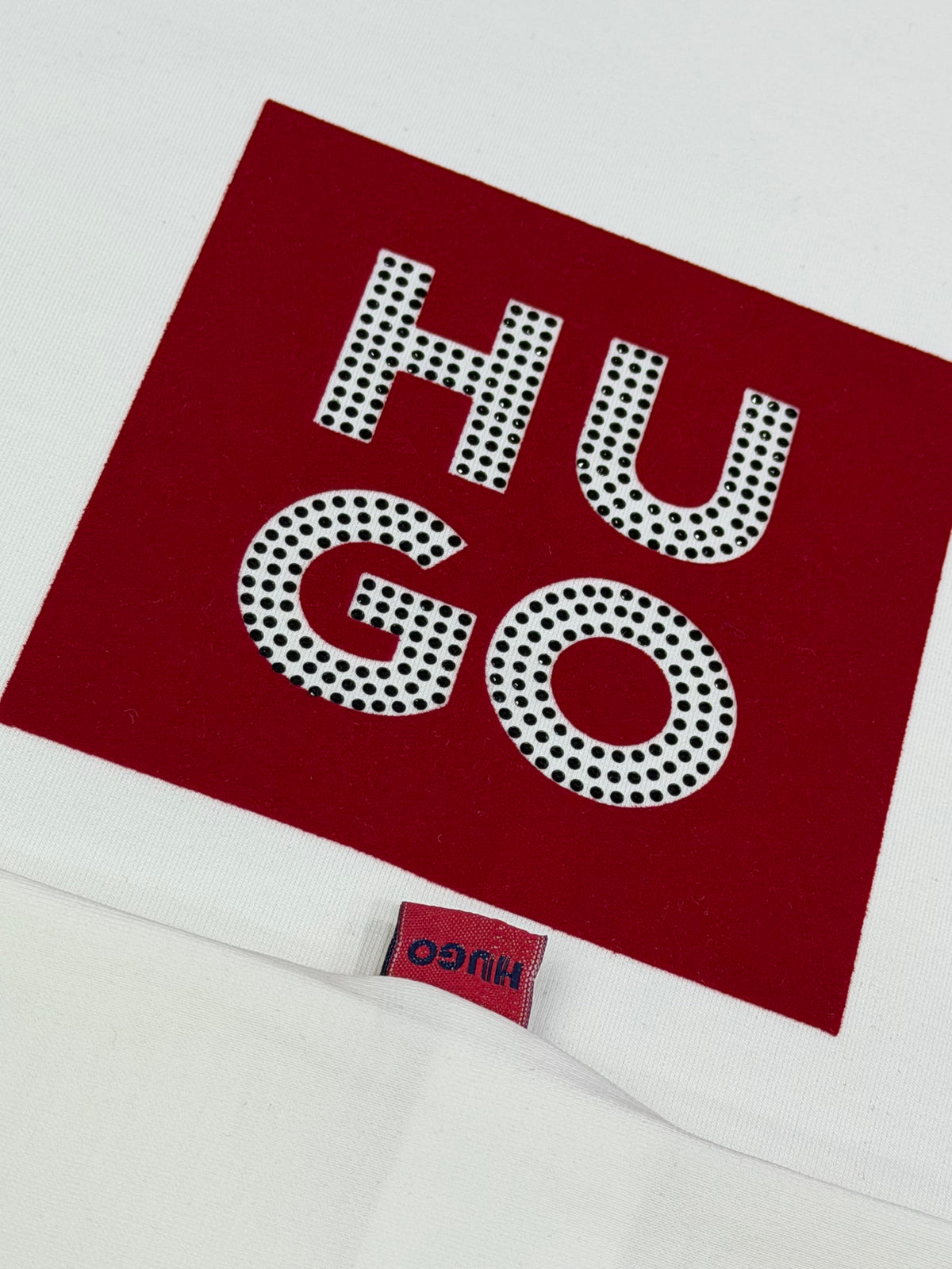 CAMISETA HUGO PEDRERÍA ALTO GRAMAJE