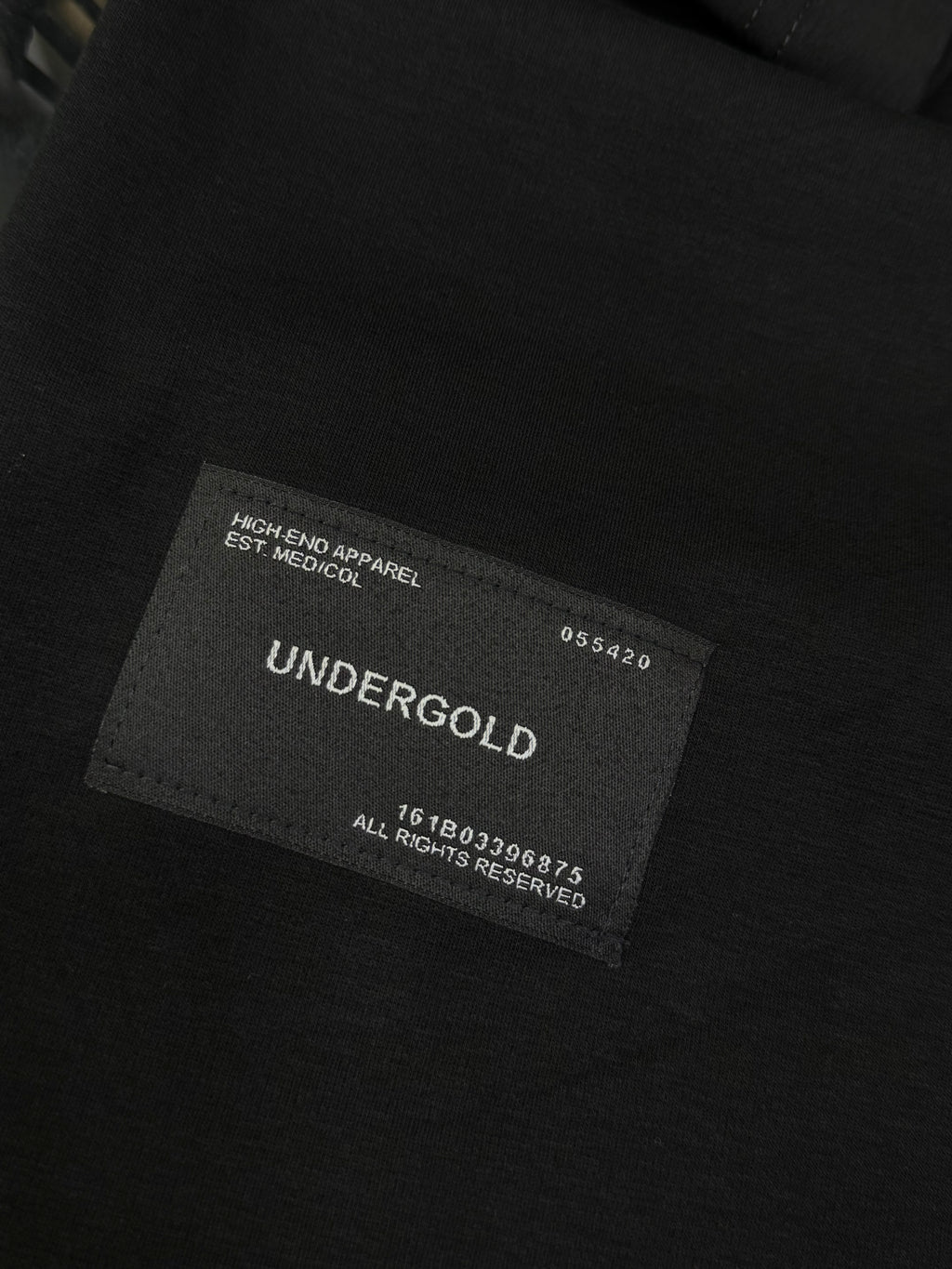 CAMISETA UNDERGOLD ALTO GRAMAJE