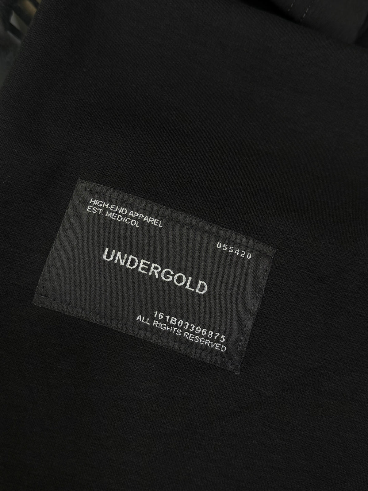 CAMISETA UNDERGOLD ALTO GRAMAJE