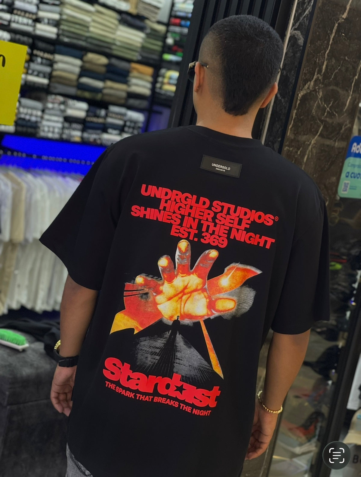 CAMISETA UNDERGOLD OVER SIZE