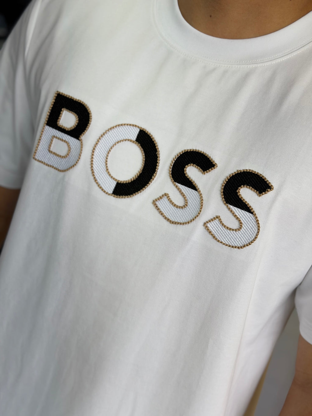CAMISETA BOSS ALTO GRAMAJE