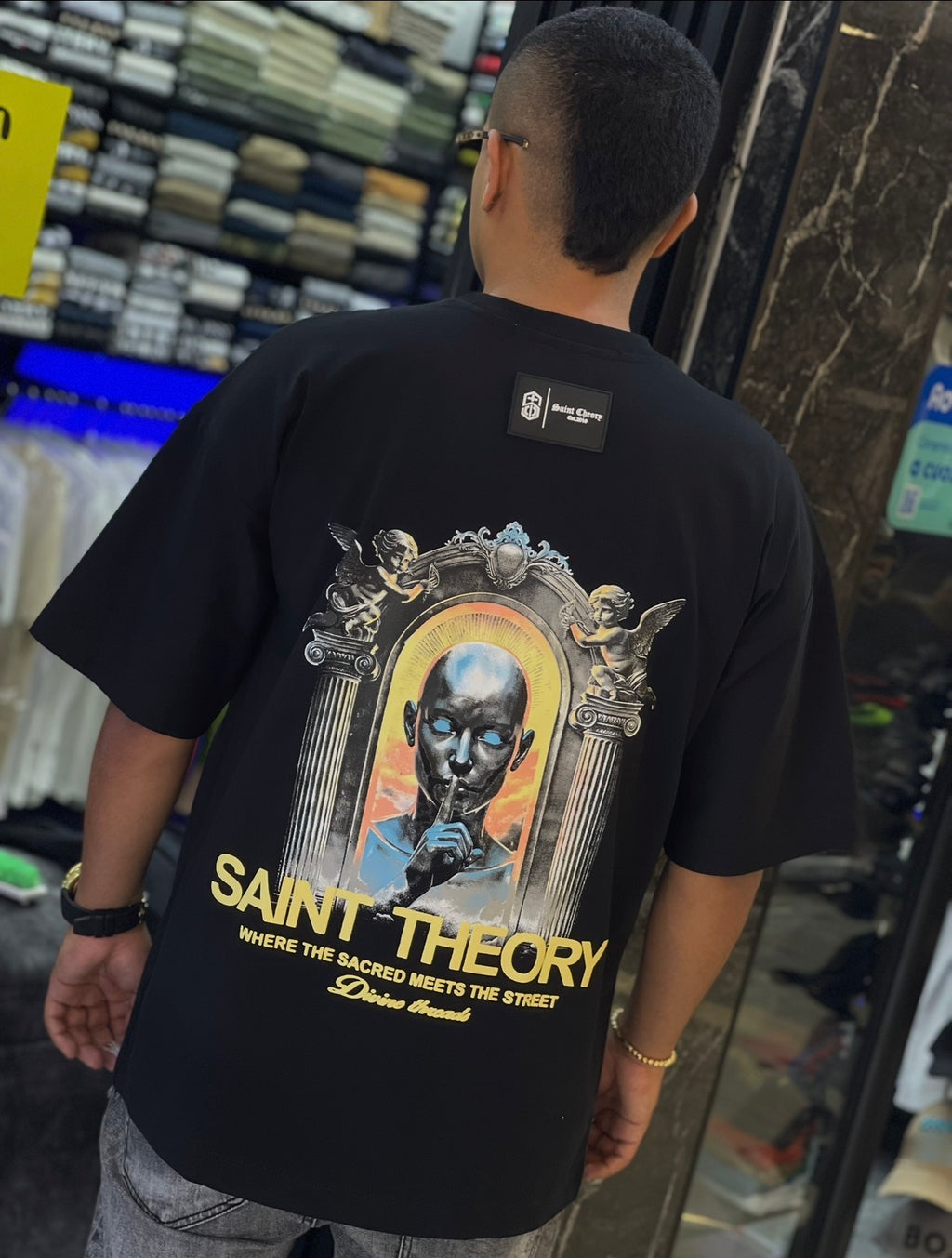 CAMISETA SAINT THEORY OVER SIZE
