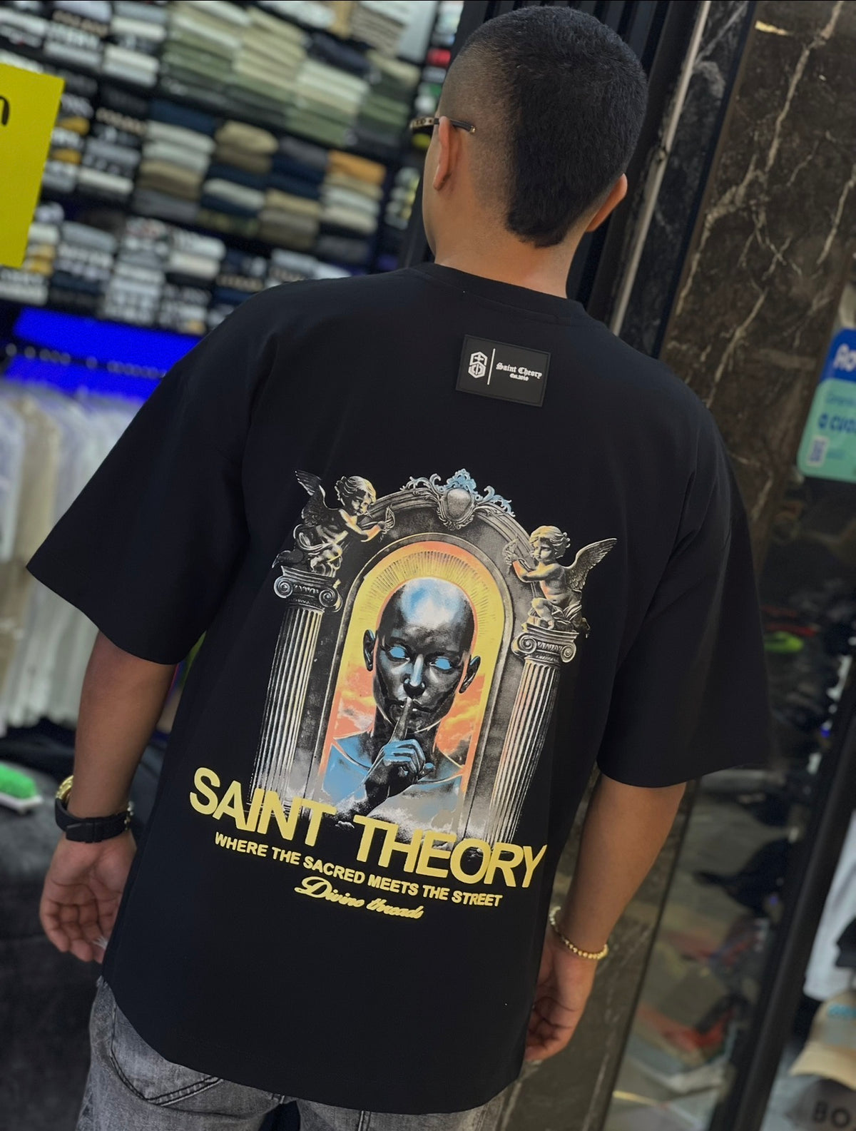 CAMISETA SAINT THEORY OVER SIZE