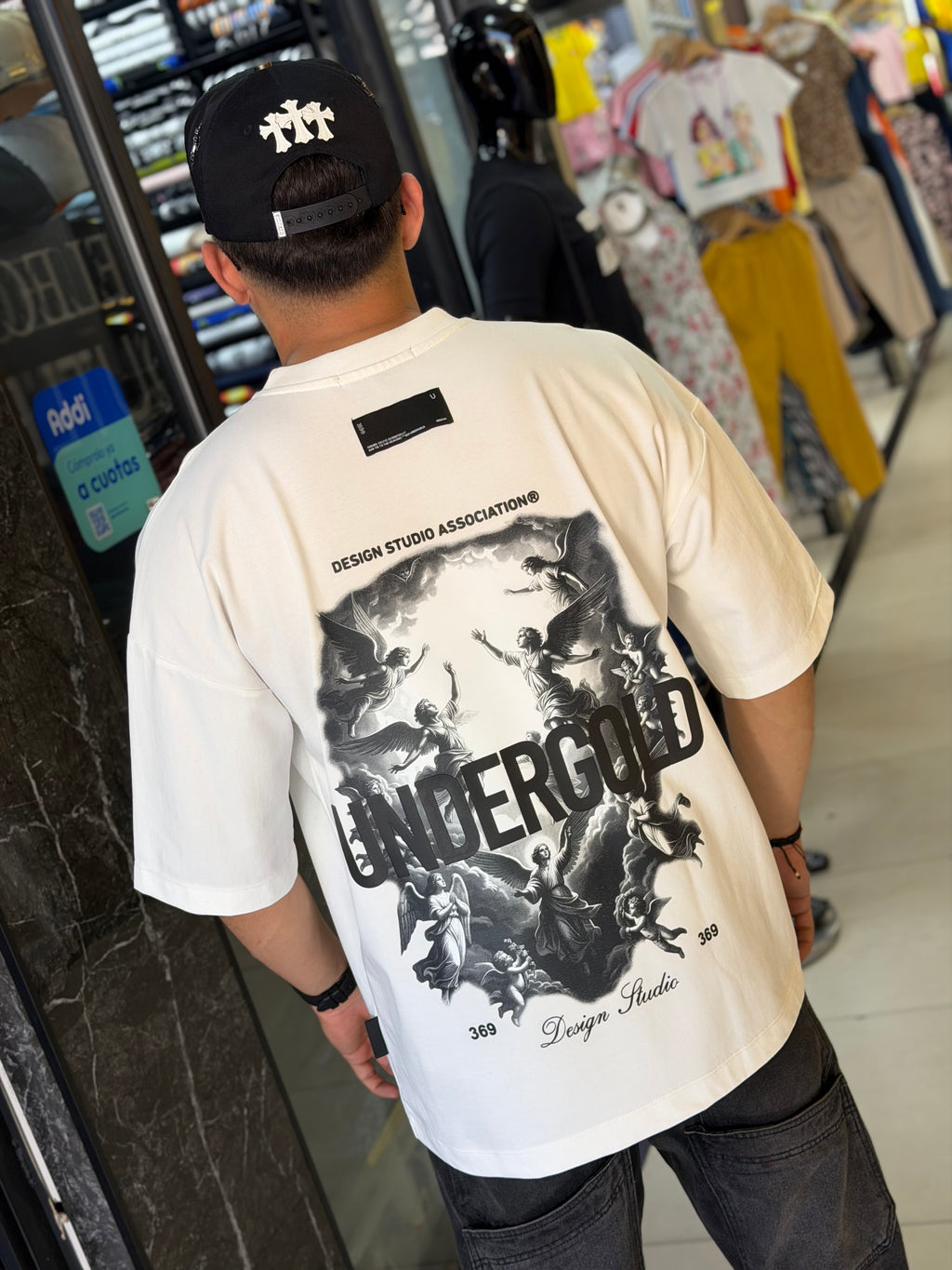 CAMISETA UNDERGOLD OVER SIZE
