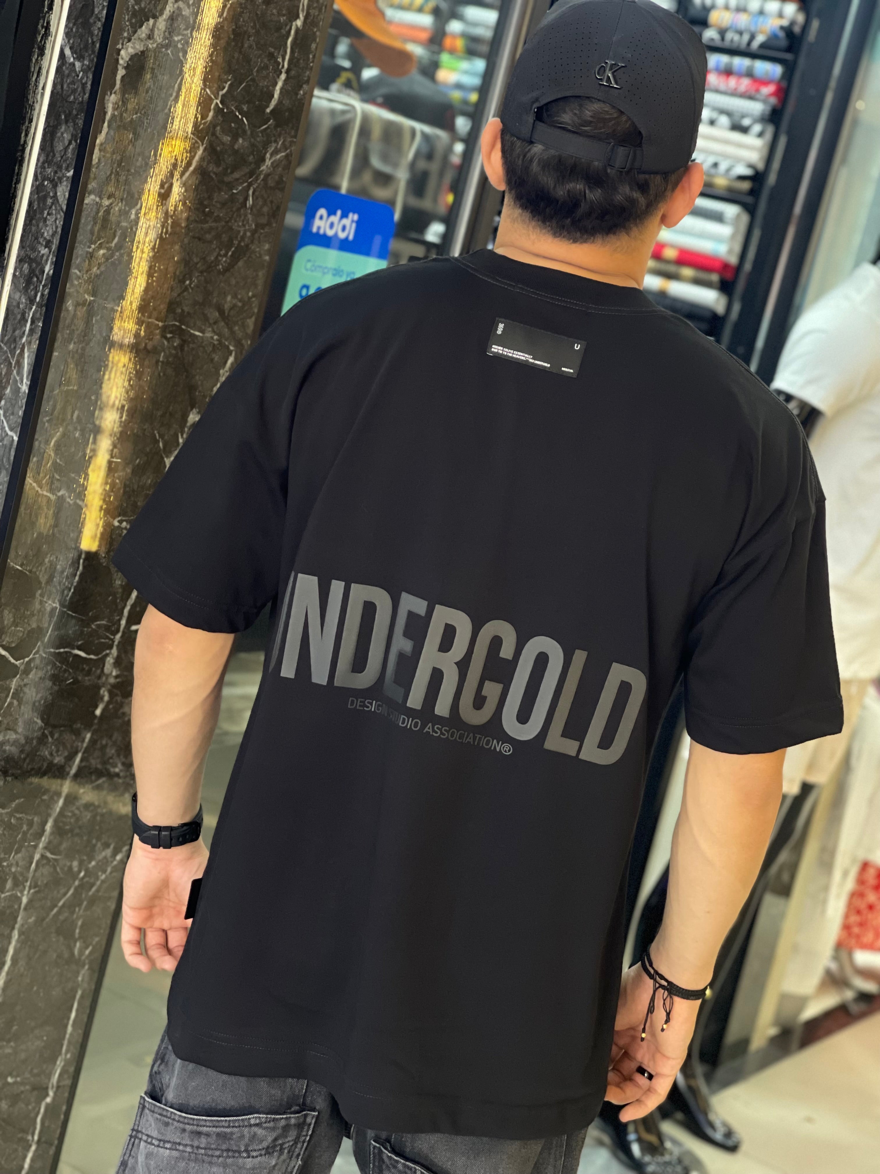 CAMISETA UNDERGOLD OVER SIZE