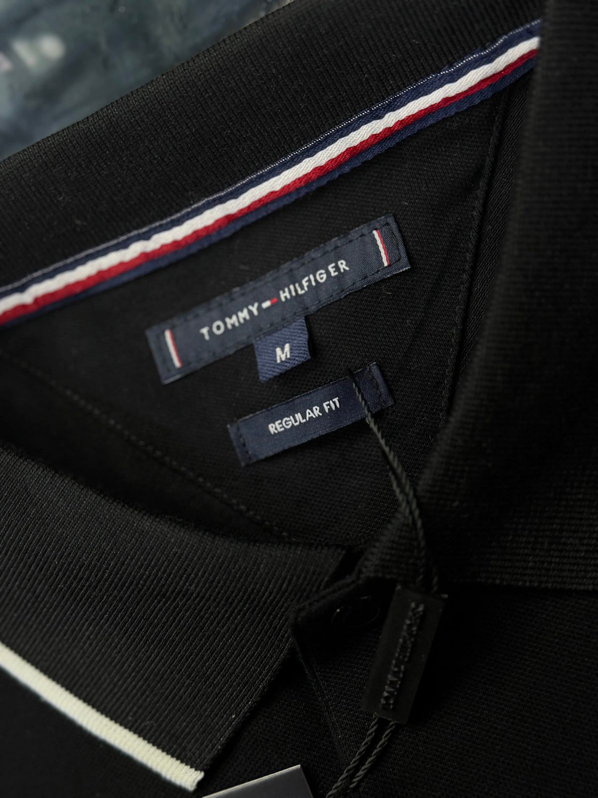 POLO TOMMY HILFIGER NEGRO