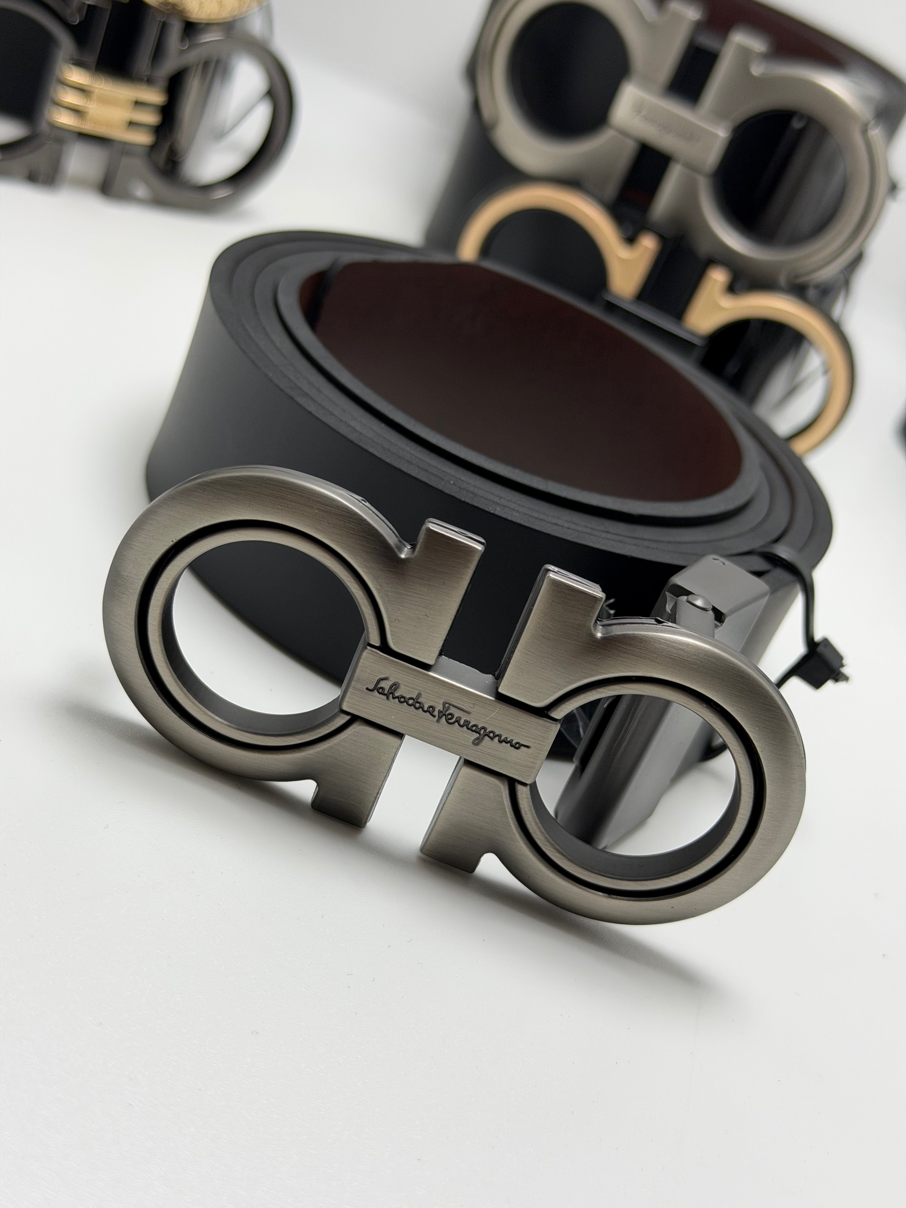 CORREA FERRAGAMO