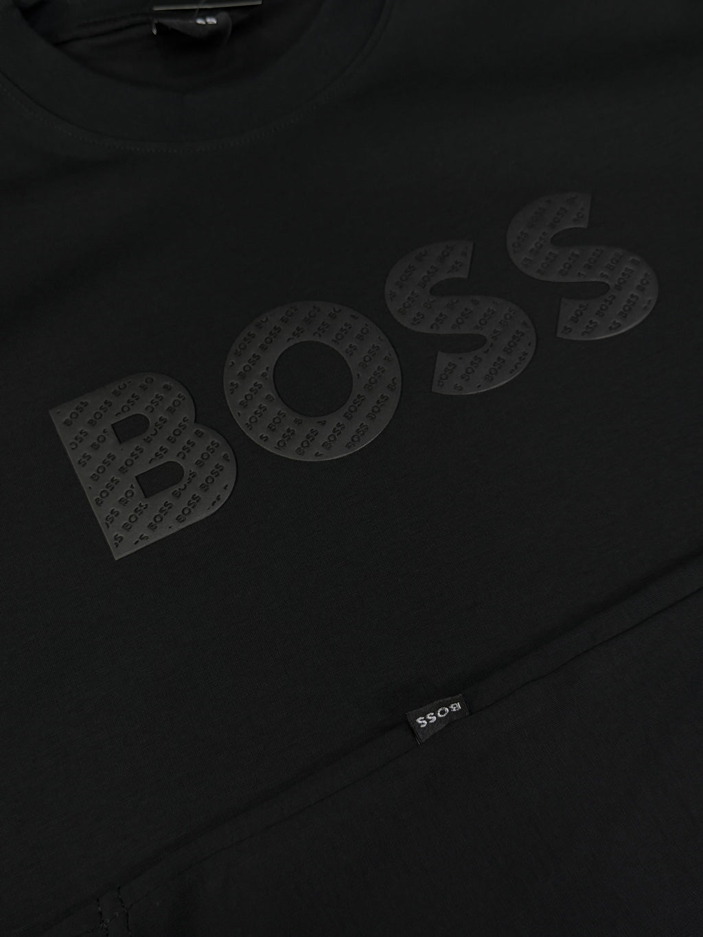 CAMISETA BOSS ALTO GRAMAJE