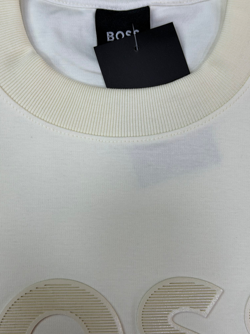 CAMISETA BOSS ALTO GRAMAJE