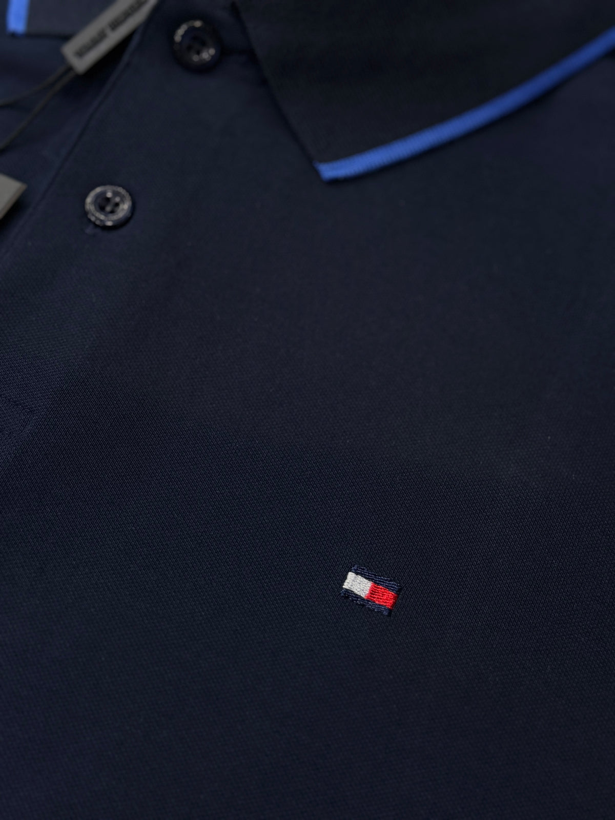 POLO TOMMY HILFIGER AZUL OSCURO