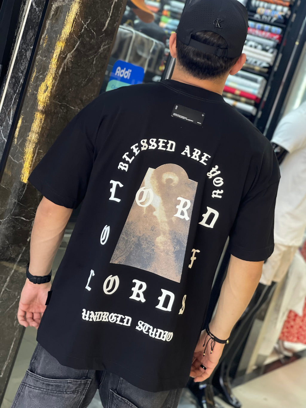 CAMISETA UNDERGOLD OVER SIZE