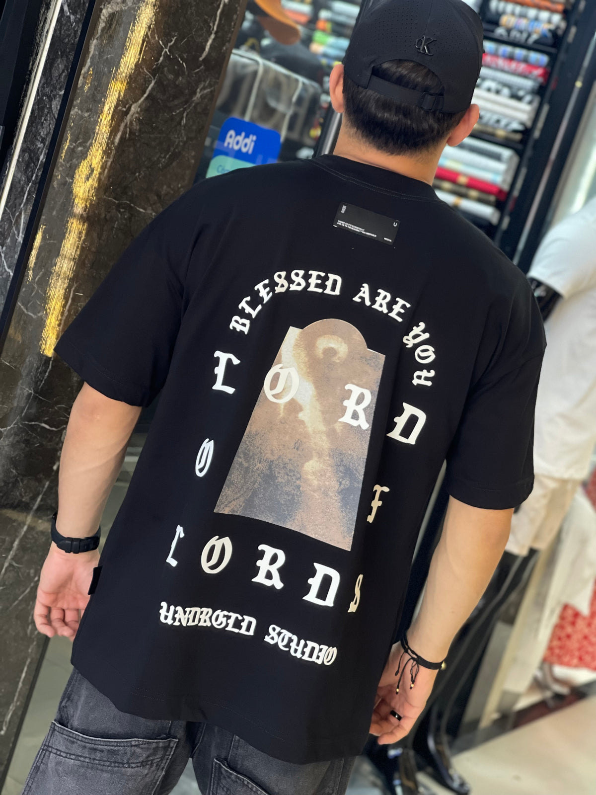 CAMISETA UNDERGOLD OVER SIZE
