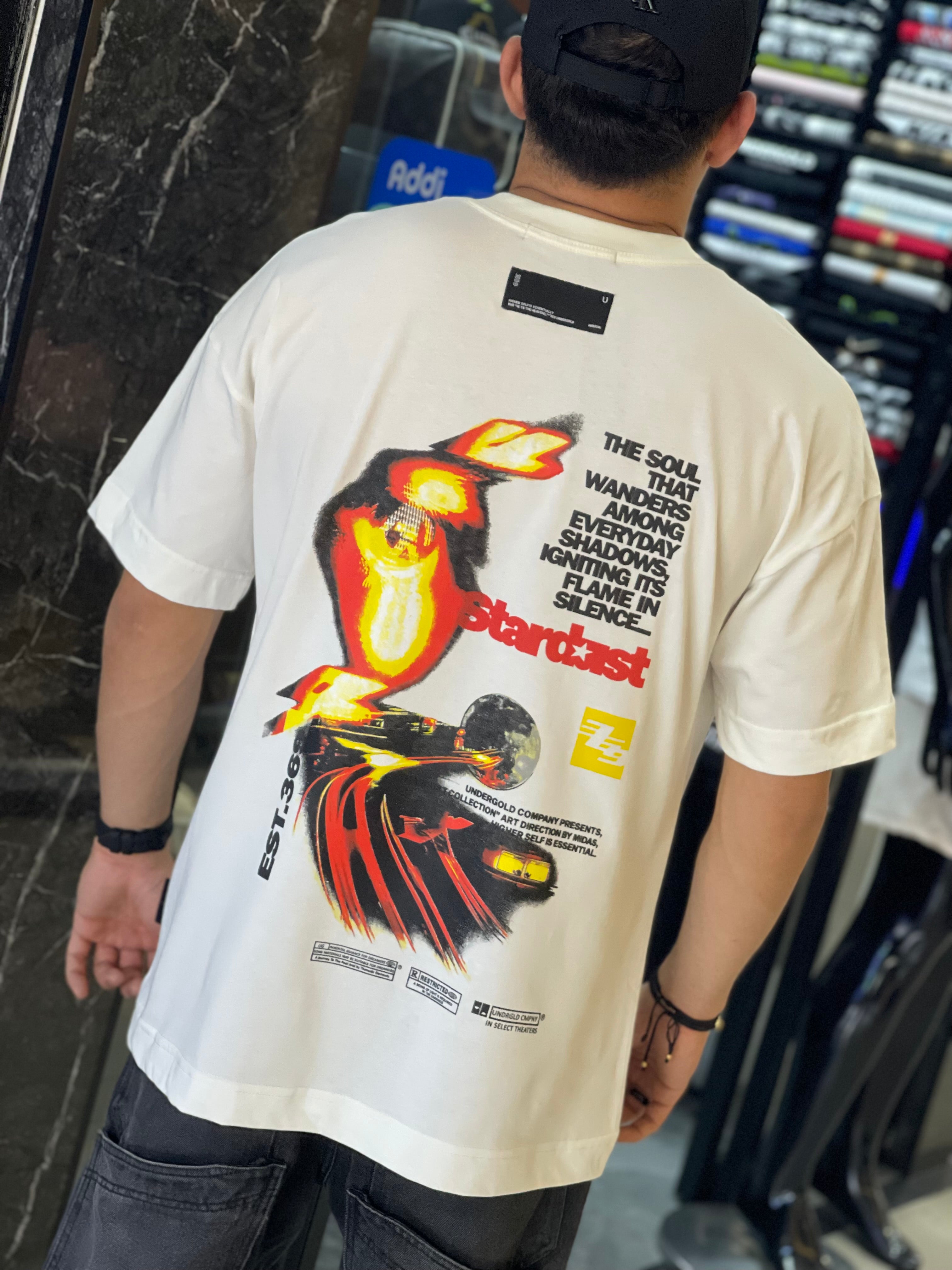 CAMISETA UNDERGOLD OVER SIZE