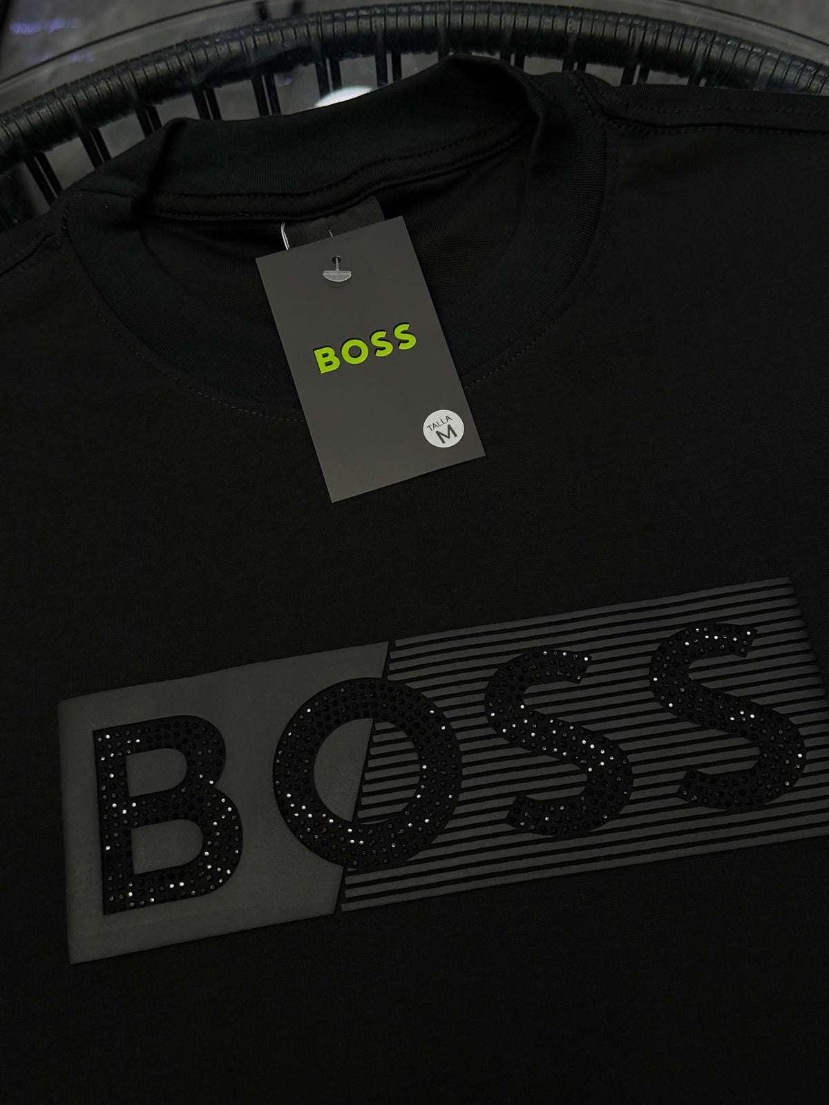 CAMISETA BOSS PEDRERÍA LÍNEA
