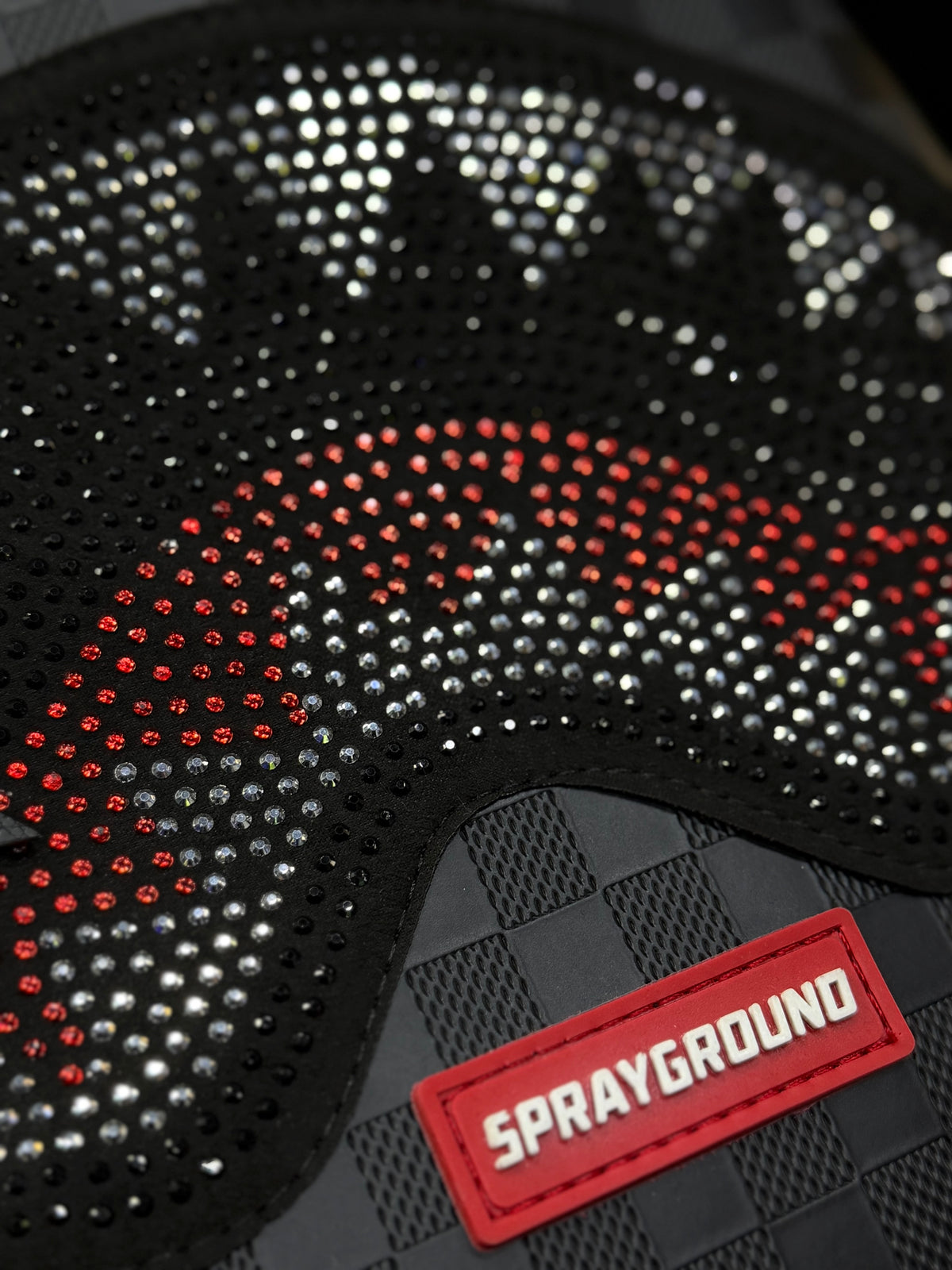 MORRAL SPRAYGROUND MORDIDA PEDRERÍA