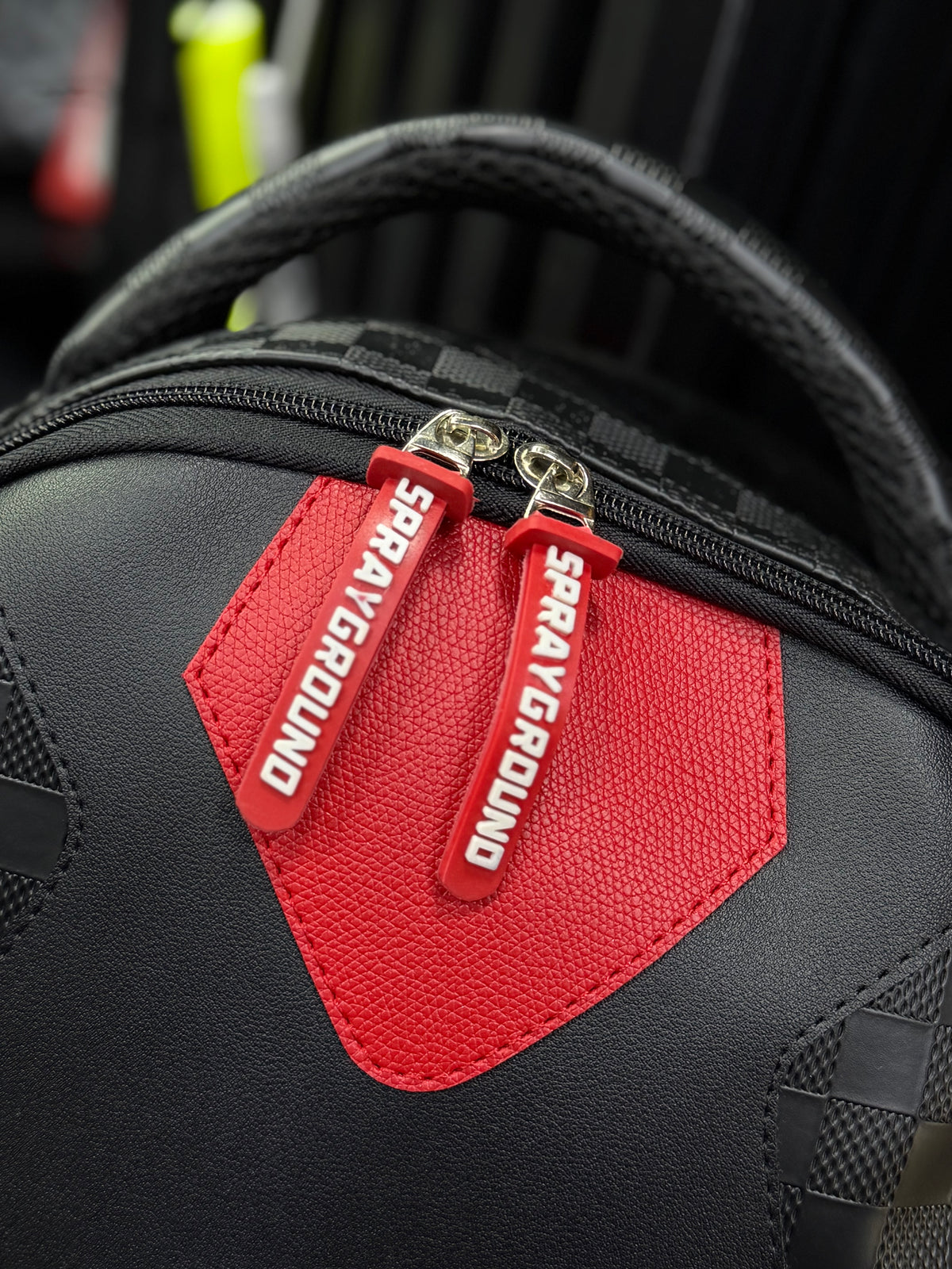 MORRAL SPRAYGROUND MORDIDA
